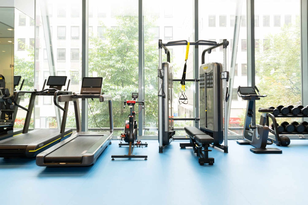 Your Lunchtime Fitness Fix: Gyms, Yoga Studios, and Outdoor Spaces