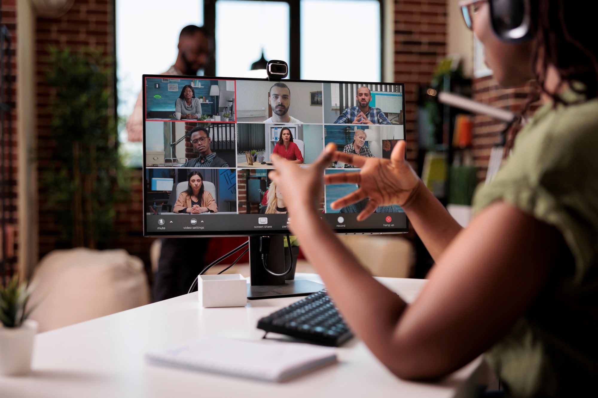 Stay Flexible This Christmas with a Virtual Office - The Victoria ...